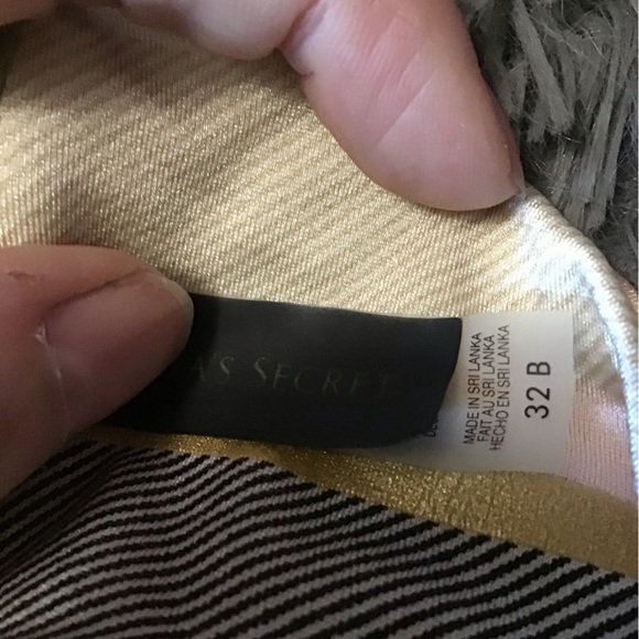 EUC Victoria’s Secret 32B Gold Metallic Stripe Bikini Strapless Bikini - Picture 3 of 3